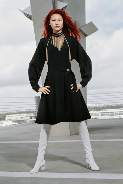Look 19